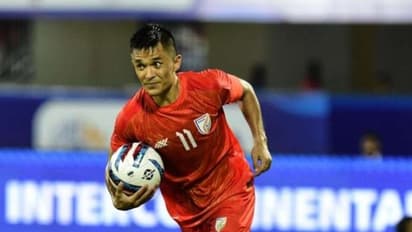 ഛേത്രിയും മഹേഷ് സിംഗും വലകുലുക്കി; നേപ്പാളിനെ പൂട്ടി സാഫ് കപ്പില് ഇന്ത്യ സെമിയില്