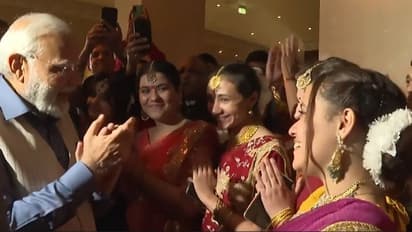 WATCH: Saree-clad Egyptian woman sings 'Yeh Dosti Hum Nahi Todenge' to welcome PM Modi