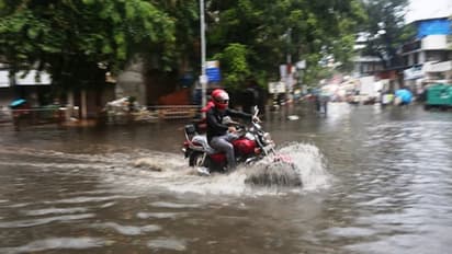 Maharashtra: 4 rescued, 2 stranded as portion of building collapses in Mumbai; rescue ops underway