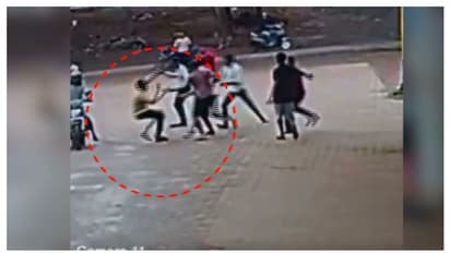 ഫോൺ പെ വഴി പണമയച്ചു, തർക്കം; പെട്രോൾ പമ്പ് ജീവനക്കാരന് ക്രൂരമർദ്ദനം