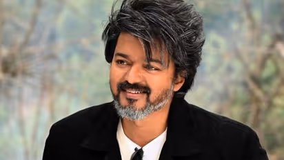 രാഷ്ട്രീയത്തിൽ ഇറങ്ങുന്നത് തടയാനാകില്ല, വിജയ് നല്ലത് ചെയ്താൽ ആളുകൾ പുറകെ വരും: നിർമാതാവ് 