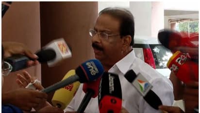 വമ്പൻ തട്ടിപ്പ് നടത്തിയെന്ന് മുൻ ഡ്രൈവറുടെ പരാതി; സുധാകരന്റെ ഭാര്യയുടെ ശമ്പള വിവരങ്ങൾ വരെ തേടി വിജിലൻസ്