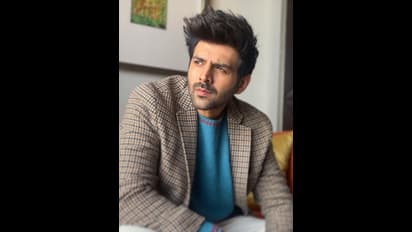 ಬ್ಯುಸಿನೆಸ್‌ ಕ್ಲಾಸ್‌ ಬಿಟ್ಟು ಸಾಮಾನ್ಯರಂತೆ ವಿಮಾನದಲ್ಲಿ ಪ್ರಯಾಣಿಸಿದ ಸ್ಟಾರ್ಸ್‌