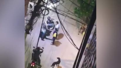 எவ்வளவு தேடியும் எதுவும் கிடைக்காமல் 100 ரூபாயைக் கையில் கொடுத்துச் சென்ற வழப்பறி கொள்ளையர்கள்!