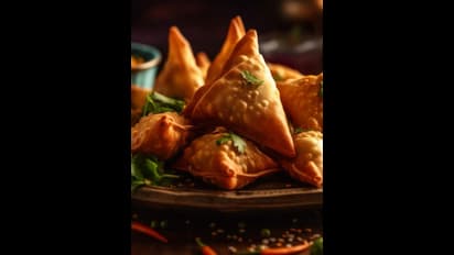 20 ರೂಪಾಯಿ ಸಮೋಸಾ ಆರ್ಡರ್ ಮಾಡಿ 1.4 ಲಕ್ಷ ರೂ ಕಳೆದುಕೊಂಡ ಡಾಕ್ಟರ್!