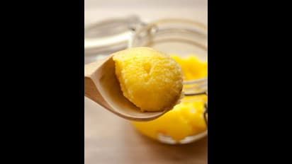 ఈ చలికాలంలో రోజూ టీస్పూన్ నెయ్యిని తినండి.. మీకున్న సమస్యలన్నీ తగ్గిపోతయ్ 