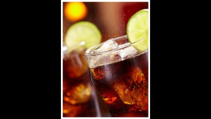 மாதவிடாய் நேரத்தில் சோடா குடித்தால் என்ன ஆகும் தெரியுமா?