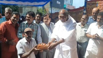 புதிய பேருந்து நிலையத்திற்கு அடிக்கல் நாட்டிய முதல்வர்; ஆட்டோ ஓட்டுநர்கள் ஒன்று திரண்டதால் பரபரப்பு