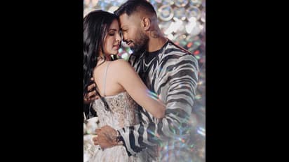 ഹാര്ദിക്കിന്റെ ഭാര്യ നടാഷ സ്റ്റാന്കോവിച്ചിനേയും വെറുതെ വിടാതെ ആരാധകര്! സോഷ്യല് മീഡിയ അക്കൗണ്ടില് തെറിവിളി