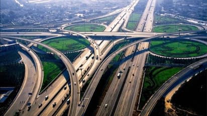 சாலை நெட்வொர்க்கில் சீனாவை ஓரங்கட்டிய இந்தியா.. உலகில் 2ம் இடம் பிடித்து இந்தியா சாதனை