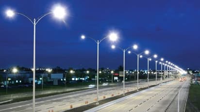 சென்னையே இனி ஒளிரப்போகுது.!! சென்னை மாநகராட்சியின் அசத்தல் திட்டம்