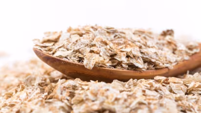 Managing Weight to Heart Health: 5 Health benefits of Oats