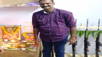 హైద్రాబాద్లో మింట్ కాంపౌండ్ లో గన్ మిస్ ఫైర్: కానిస్టేబుల్ రామయ్య మృతి