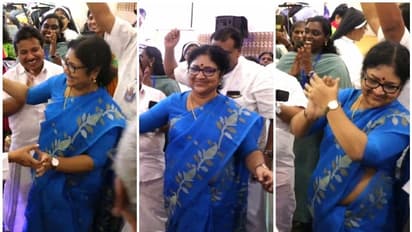 ഇരട്ടി മധുരം; പാട്ടിനൊപ്പം ചുവട് വെച്ച് മന്ത്രി, ഭിന്നശേഷി കലാകാരന്മാരുടെ ഗാനമേള ട്രൂപ്പിന് ഉജ്ജ്വല തുടക്കം