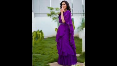 రష్మీ గొడవలో పచ్చి బూతులతో రెచ్చిపోయిన అనసూయ..ప్రైవేట్ పార్ట్స్ గురించి మాట్లాడుతూ నెటిజన్ కి మాస్ కౌంటర్ 