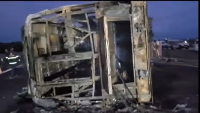 Maharashtra: 26 dead after bus catches fire on Samruddhi Mahamarg Expressway 