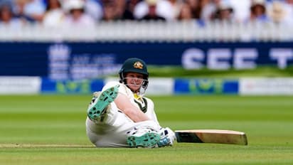 എന്ത് ഷോട്ടാണ് എന്ന് ചോദിക്കരുത്; നിലംതല്ലി മാതിരി അടിച്ച് തെറിച്ചുവീണ് സ്റ്റീവ് സ്‌മിത്ത്