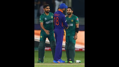 ഇന്ത്യ-പാക് ലോകകപ്പ് മത്സരത്തില് ഇന്ത്യയിലെ ഇസ്ലാംമത വിശ്വാസികള് പാകിസ്ഥാനെ പിന്തുണയ്ക്കും! മുന് പാക് താരം