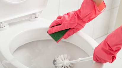 ശ്രദ്ധിക്കൂ, ടോയ്ലറ്റ് സീറ്റിനേക്കാള് മലിനമാണ് നിത്യേന ഉപയോഗിക്കുന്ന ഈ വസ്തുക്കള്