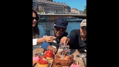 தண்ணீருக்கு நடுவே.. மகன் தேவுக்கு பர்த்டே கொண்டாடிய சூர்யா - ஜோதிகா! வைரலாகும் போட்டோஸ்..!