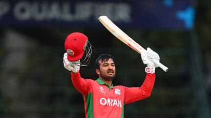 അയാന് ഖാന്റെ സെഞ്ചുറി രക്ഷിച്ചില്ല; നെതര്ലന്ഡ്സിനെതിരെ ഒമാന് കണ്ണീര് തോല്വി