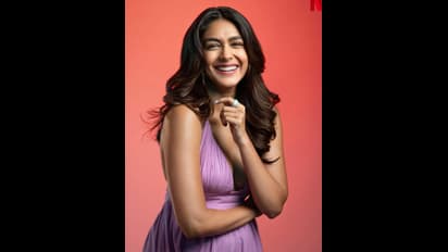 కెరీర్ ప్రారంభంలో ఎన్నో కష్టాలు.. ‘సీతారామం’ బ్యూటీ మృణాల్ ఠాకూర్ కామెంట్స్..