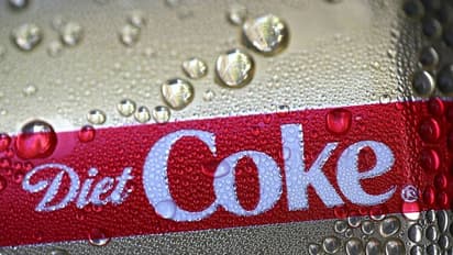 தினமும் டயட் கோலா குடிப்பதால் ஏற்படும் 4 ஆபத்தான பிரச்சனைகள்.. நீங்கள் ஏன் அதை உடனடியாக நிறுத்த வேண்டும்?