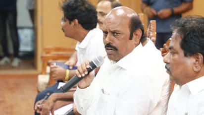 பொதுமக்களின் வேண்டுகோளின் படியே ஜல்லிக்கட்டு அரங்கத்திற்கு கருணாநிதி பெயர் - அமைச்சர் தகவல்