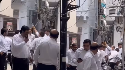 ಕೋರ್ಟ್ ಆವರಣದಲ್ಲೇ ಪರಸ್ಪರ ಗುಂಡು ಹಾರಿಸಿದ ವಕೀಲರು: ದೃಶ್ಯ ಸಿಸಿಟಿವಿಯಲ್ಲಿ ಸೆರೆ