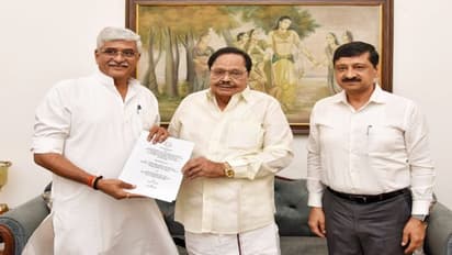 மத்திய அமைச்சரை சந்தித்த நீர்வளத்துறை துரைமுருகன்: காவிரி நீரை உடனே வழங்க வலியுறுத்தல்!