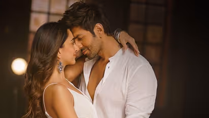 ബോളിവുഡിന് ആശ്വാസജയവുമായി കാര്‍ത്തിക് ആര്യന്‍; തിയറ്ററുകളില്‍ ആളെ കയറ്റി 'സത്യപ്രേം കി കഥ'