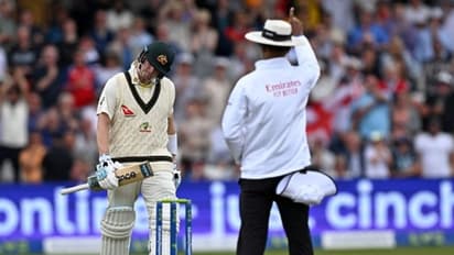 ലീഡ്സില് ഇംഗ്ലീഷ് പേസ് കൊടുങ്കാറ്റ്, നൂറാം ടെസ്റ്റില് സ്റ്റീവ് സ്മിത്ത് നാണംകെട്ടു; തകര്ന്നടിഞ്ഞ് ഓസീസ്