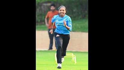 ബാറ്റിംഗില്‍ പുറത്താവാതെ നിന്നു, പന്തെടുത്തപ്പോള്‍ വിക്കറ്റും! ബംഗ്ലാദേശിനെതിരെ മിന്നുവിന്‍റെ മികച്ച പ്രകടനം