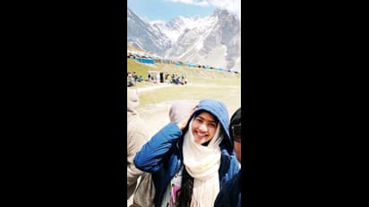 திடீரென ஆன்மீக சுற்றுலா சென்ற சாய் பல்லவி... பாத யாத்திரை சென்றபோது ரசிகர்களுடன் எடுத்த போட்டோஸ் இதோ