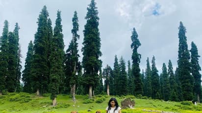 ‘ఇప్పుడు మనస్సు ప్రశాంతంగా ఉంది’.. బ్యూటీఫుల్ లోకేషన్ లో నేచురల్ బ్యూటీ సాయి పల్లవి 