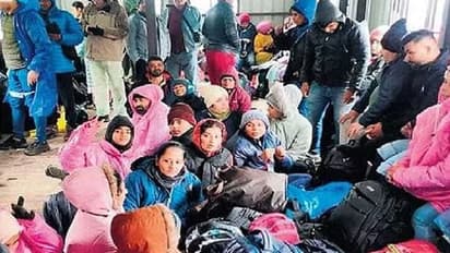 ಉತ್ತರ ಭಾರತದಲ್ಲಿ ಜಲಪ್ರಳಯ : ಅಮರನಾಥ ಯಾತ್ರೆಗೆ ಹೋಗಿ ನಿರಾಶ್ರಿತ ಕೇಂದ್ರ ಸೇರಿದ ಕನ್ನಡಿಗರ ಪರದಾಟ