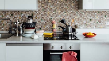 Monsoon Kitchen Hacks: பருவமழை காலத்தில் உங்கள் வேலையை பாதியாக குறைக்கும் சமையலறை குறிப்புகள் இதோ..!!