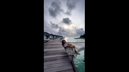 బీచ్ లో టాప్ టు బాటమ్ పరువాలతో మైండ్ బ్లాక్ చేస్తున్న అవికా గోర్.. స్టన్నింగ్ పిక్స్ వైరల్ 