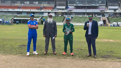 വീണ്ടും തിളങ്ങാന് മിന്നു മണി ഇലവനില്; ഇന്ത്യ ആദ്യം ബാറ്റ് ചെയ്യും, തല്സമയം കാണാം