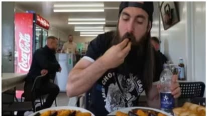 ഇത് 'ഡെവിൾസ് ബ്രേക്ക് ഫാസ്റ്റ്'; കഴിച്ച് തീർക്കാൻ സാധിക്കുക വെറും രണ്ട് ശതമാനം ആളുകൾക്ക് മാത്രം !