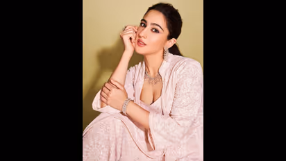 ಸಾರಾ ಅಲಿ ಖಾನ್‌ನಿಂದ ಹಿಡಿದು  ದಿವಂಗತ ಇರ್ಫಾನ್ ಖಾನ್ ವರೆಗೆ ರಾಜಮನೆತನಕ್ಕೆ ಸೇರಿದ ಸ್ಟಾರ್ಸ್