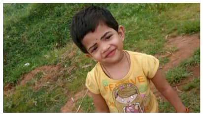 കുട്ടി ക്രോസ് ചെയ്തത് അറിയാതെ സ്കൂൾ വാൻ മുന്നോട്ടെടുത്തു, അപകടം; രണ്ടാം ക്ലാസുകാരിക്ക് ദാരുണാന്ത്യം