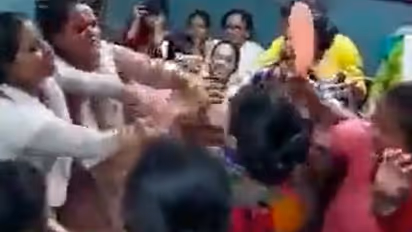WATCH: Viral video shows disturbing brawl among women inside Kolkata local; internet jokes about 'free WWE'