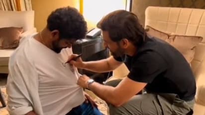 எக்ஸைட்மெண்டான விக்னேஷ் சிவன்... தல தோனியிடம் டீ ஷிர்டில் வாங்கிய ஆட்டோகிராப்! வைரலாகும் வீடியோ!