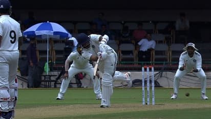 ദുലീപ് ട്രോഫി: പൂജാരയും സൂര്യകുമാറും വീണ്ടും നിരാശപ്പെടുത്തി! വെസ്റ്റ് സോണിനെതിരെ സൗത്ത് സോണിന് മേല്ക്കൈ