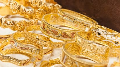  തപാൽ ഉദ്യോഗസ്ഥന്റെ വീട്ടിൽ നിന്ന് 35 പവൻ സ്വർണം കവർന്നു, അലമാരയിലെ ലോക്കർ തട്ടിയെടുത്തു  