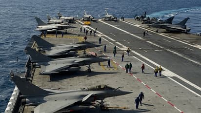 INS Vikrant पर तैनात होगा Rafale-M, जानें कैसे भारत की समुद्री सुरक्षा को करेगा मजबूत