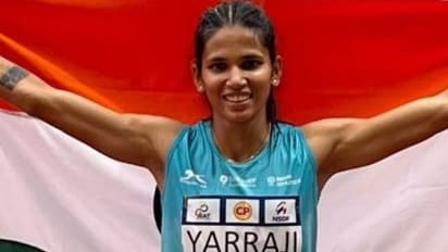 ఆసియా అథ్లెటిక్ ఛాంపియన్ షిప్ లో వైజాగ్ యువతికి స్వర్ణం... సీఎం జగన్ అభినందనలు