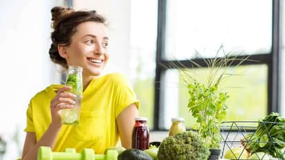 രാവിലെ വെറുംവയറ്റില് ഈ പാനീയങ്ങള് കുടിക്കൂ; അറിയാം ഗുണങ്ങള്...