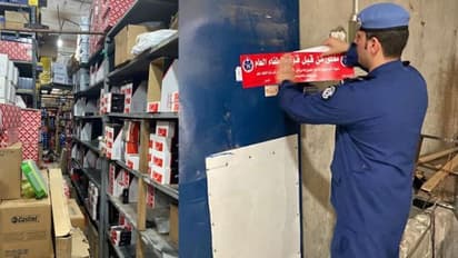 അഗ്നി സുരക്ഷാ, പ്രതിരോധ വ്യവസ്ഥകൾ പാലിച്ചില്ല; 50 സ്ഥാപനങ്ങള് പൂട്ടിച്ച് ഫയർഫോഴ്സ്